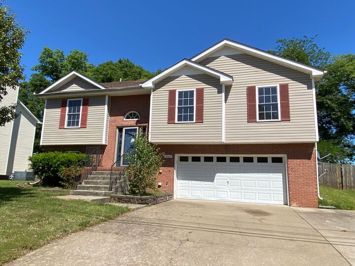 Property Photo: 1007 Sugarcane Way TN 37040