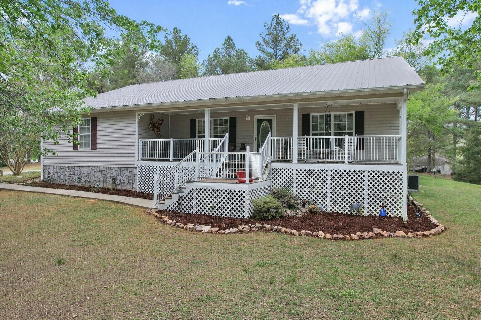 Property Photo: 116 Burgess Drive TN 37307