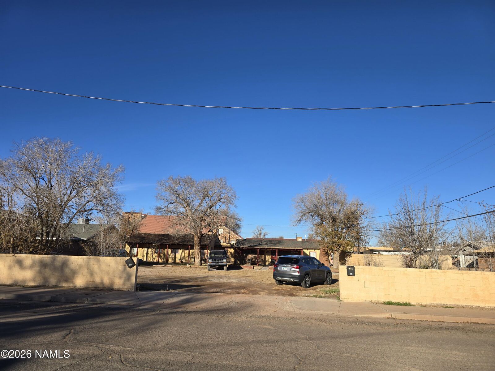 Property Photo:  112 W Oak Street  AZ 86047 