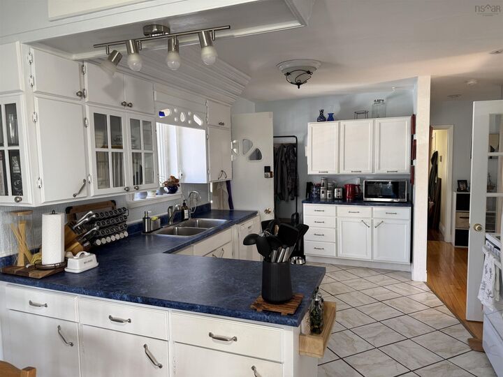 Property Photo: 39 Munroe Ave Extension NS B2H 5C6
