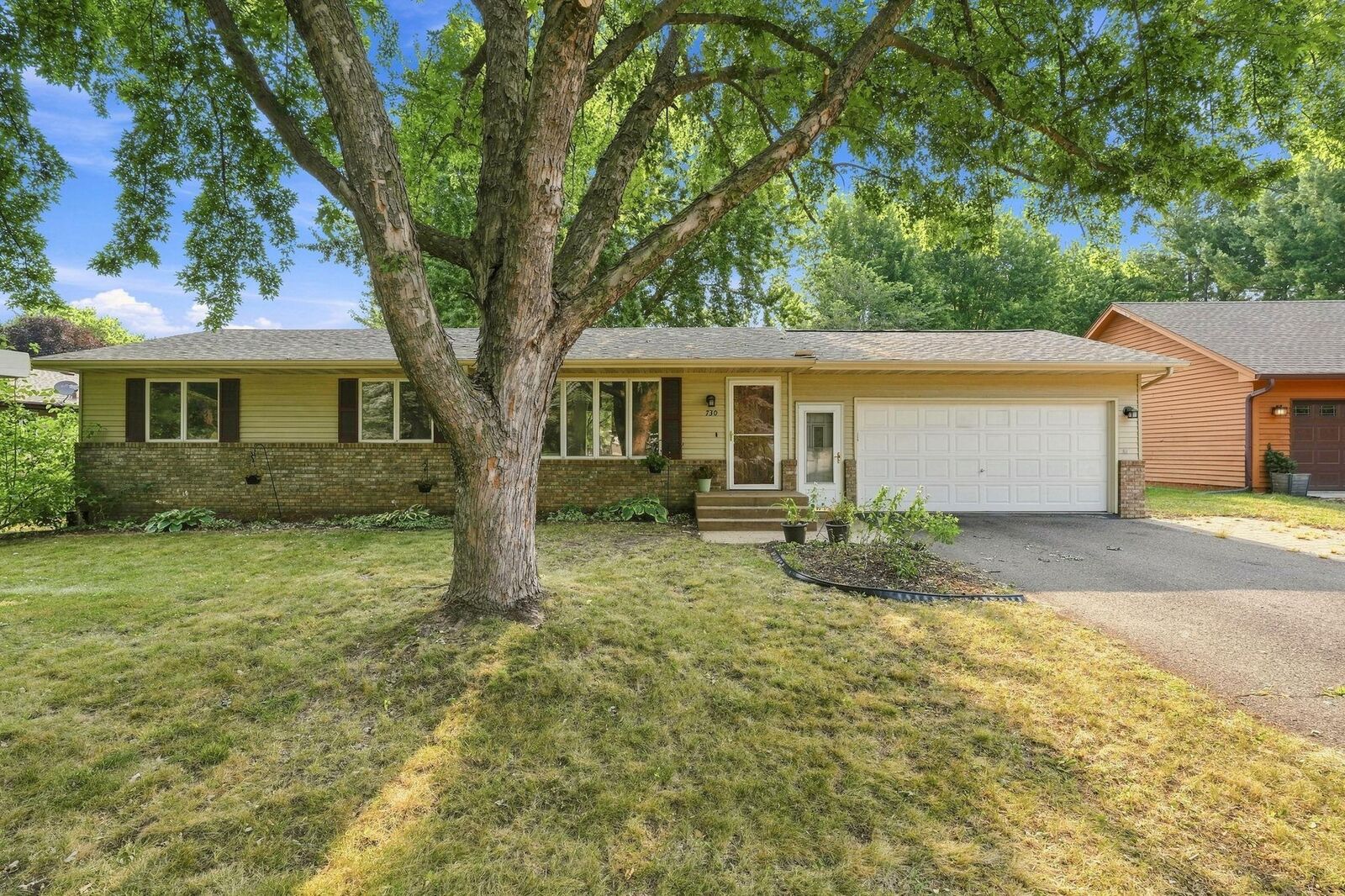 Property Photo:  730 Apollo Road  WI 54022 