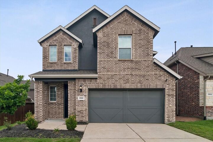 Property Photo: 1900 Wrangler Circle TX 75149