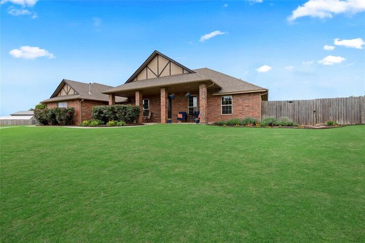 Property Photo: 13640 Ridge View Lane OK 73025