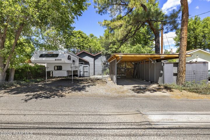 Property Photo:  105 Brush Street  AZ 86305 