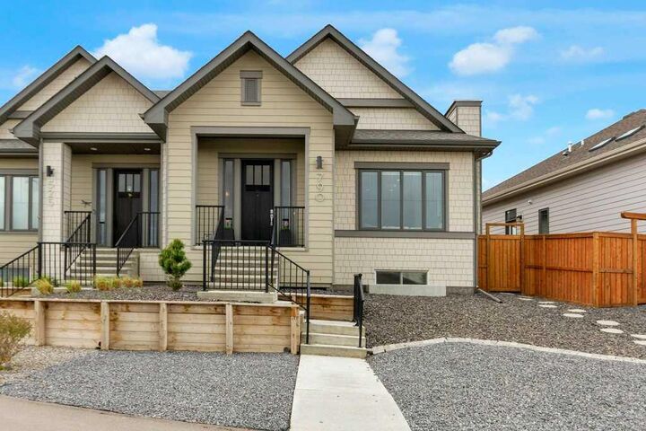 Property Photo:  790 Mahogany Road SE  AB T3M 2Z5 