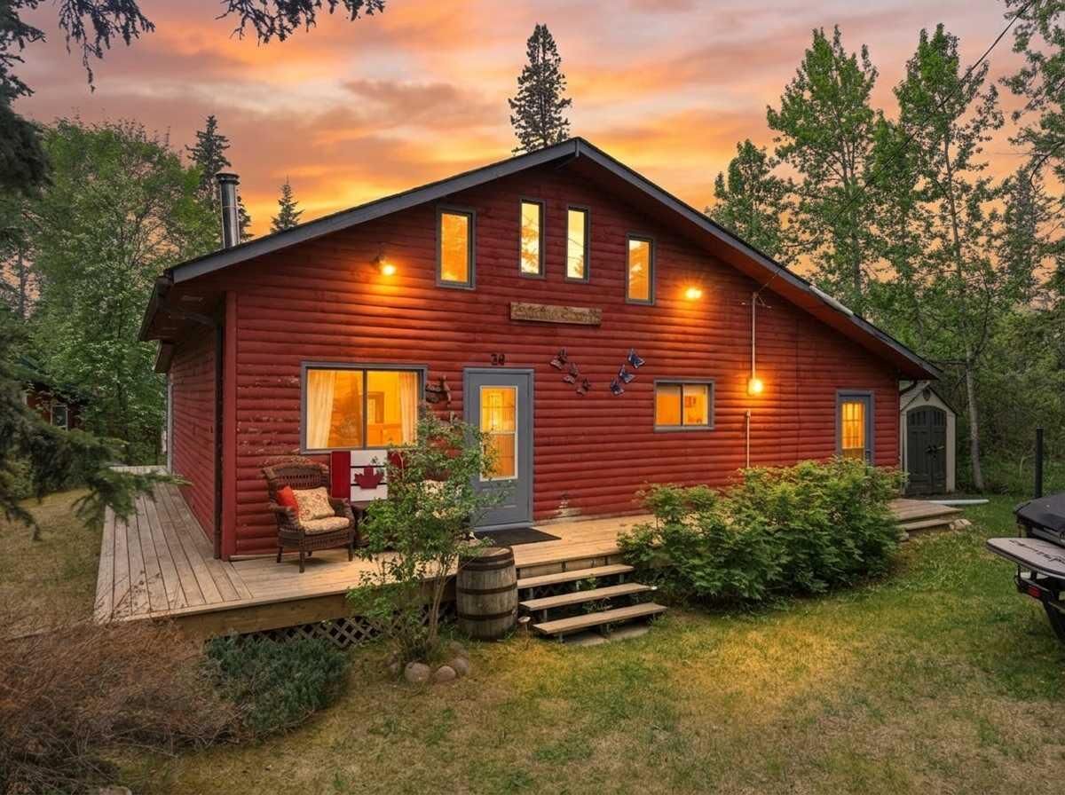 Property Photo: 41513 Highway 771 20 AB T0C 0J0