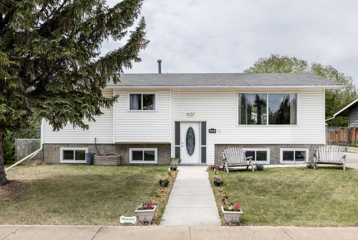 3519 51A Avenue — photo 1