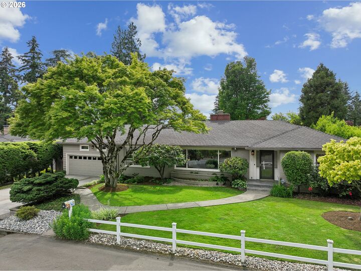 Property Photo: 3385 SW Vista Dr OR 97225