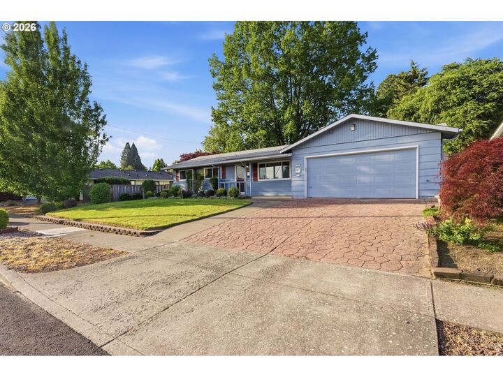Property Photo:  13045 SW Castlewood St  OR 97005 