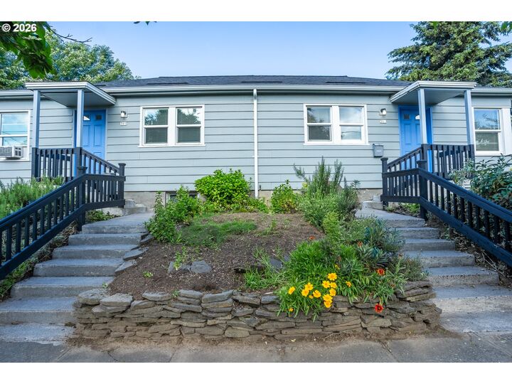 Property Photo: 305 NE 26th Ave OR 97232