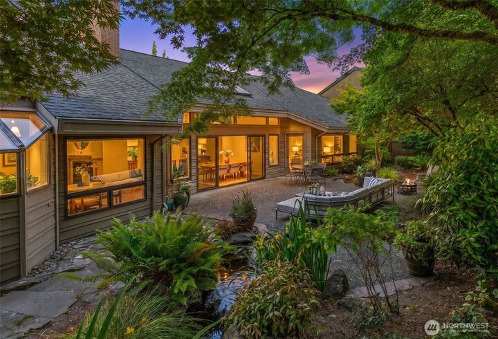 Property Photo:  3815 E McGraw Street  WA 98112 