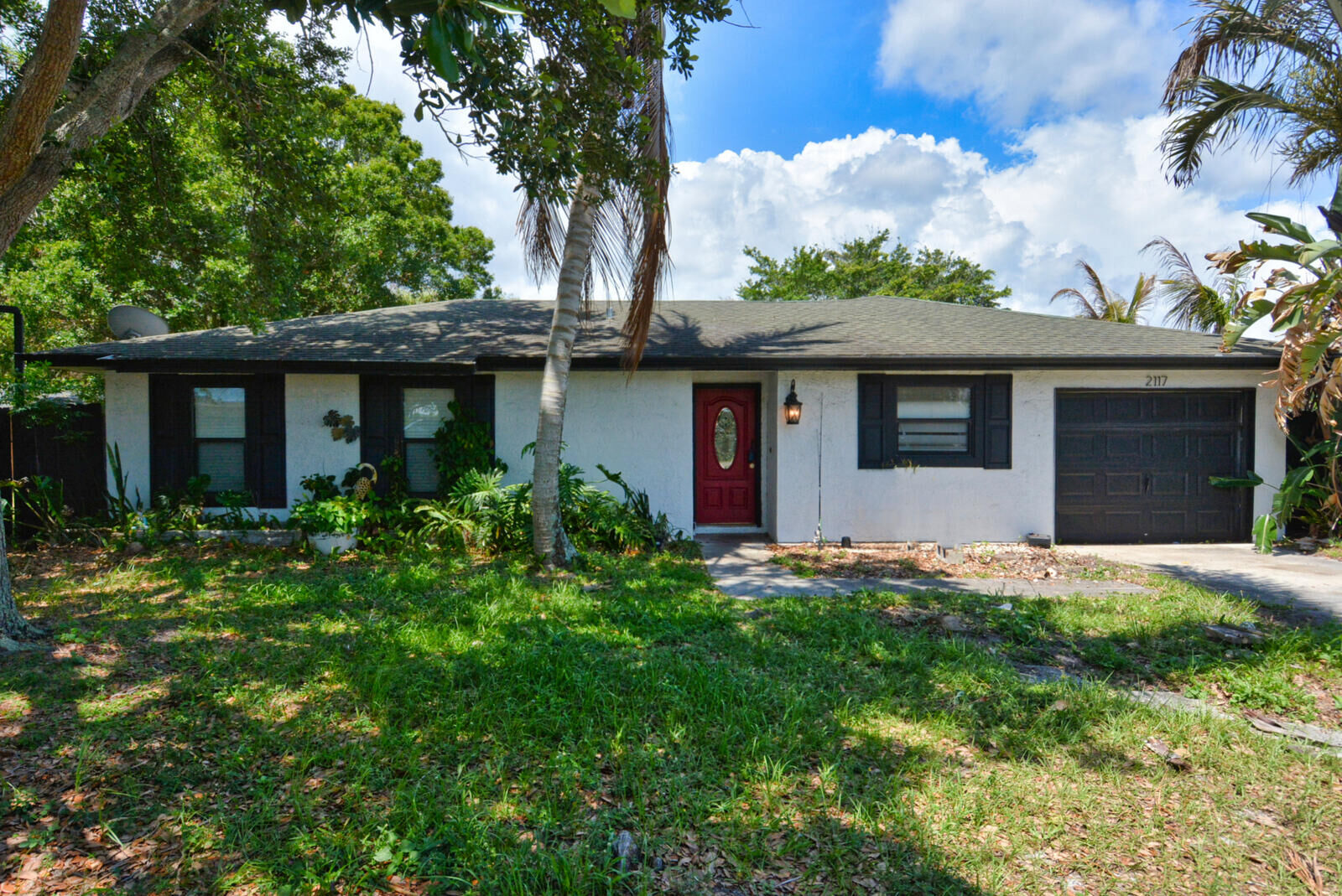 Property Photo:  2117 SE East Dunbrooke Circle  FL 34952 