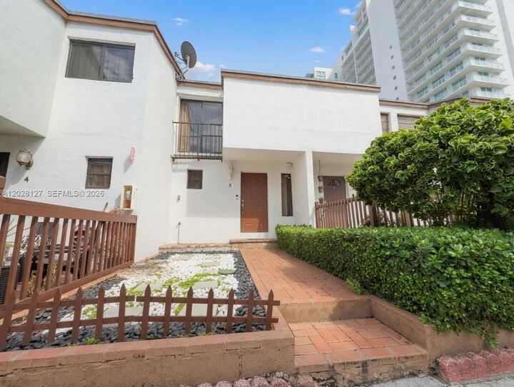Property Photo:  1901 NW S River Dr 5A  FL 33125 