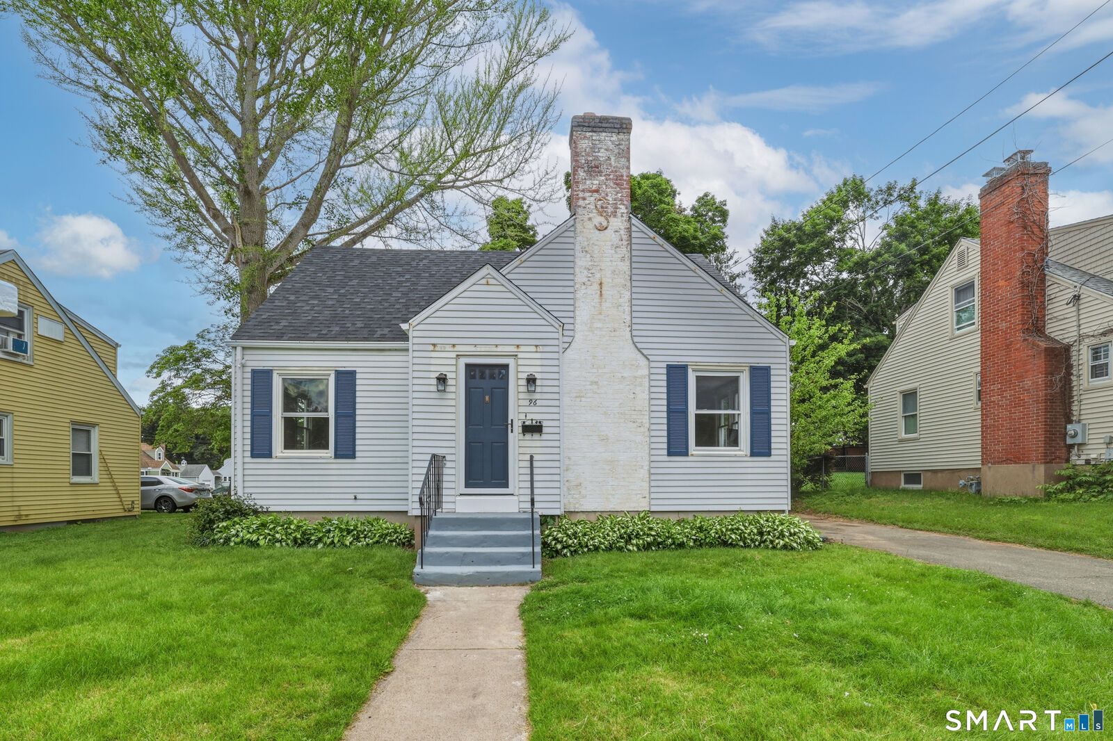 Property Photo:  96 Campfield Road  CT 06040 