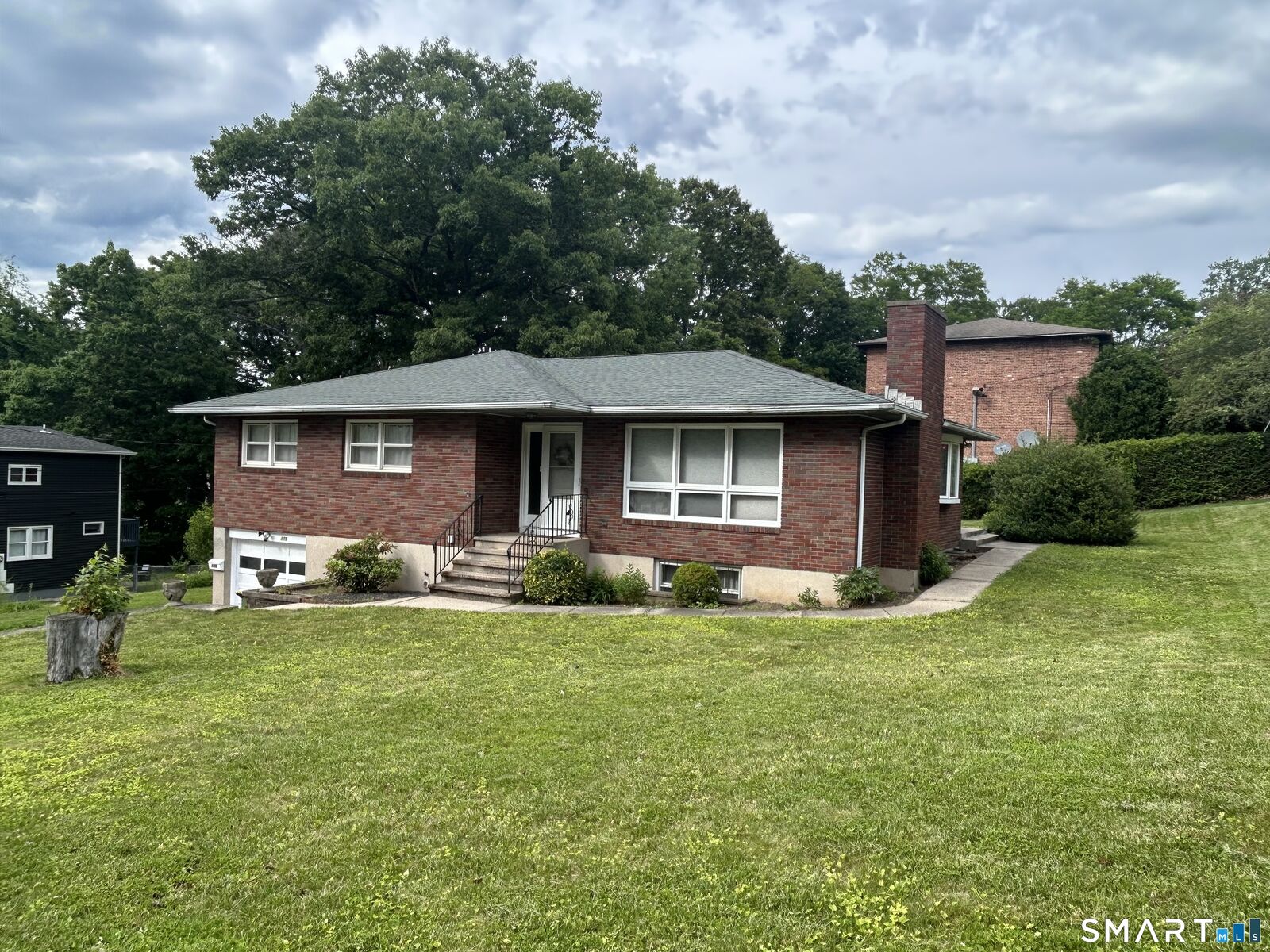 Property Photo:  275 Scott Road  CT 06705 