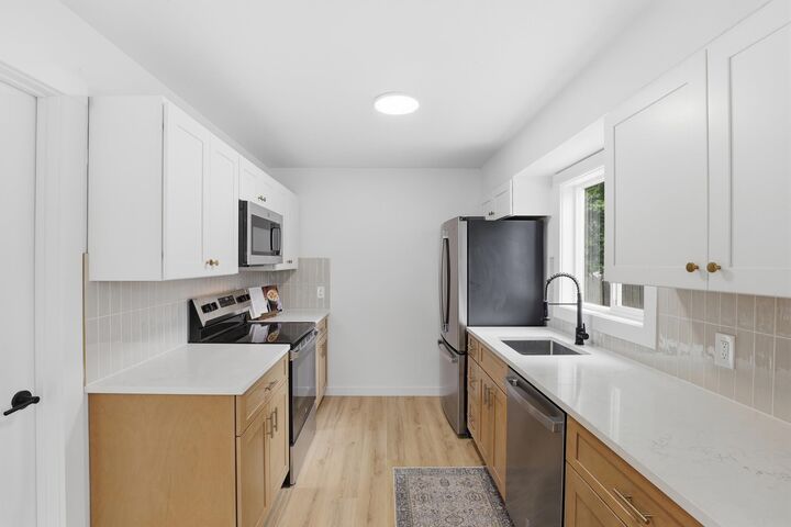 Property Photo:  1644 E Longfellow Ave  WA 99207 