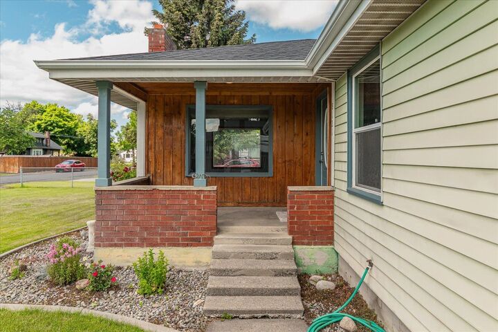 Property Photo: 8121 E Marietta Ave WA 99212
