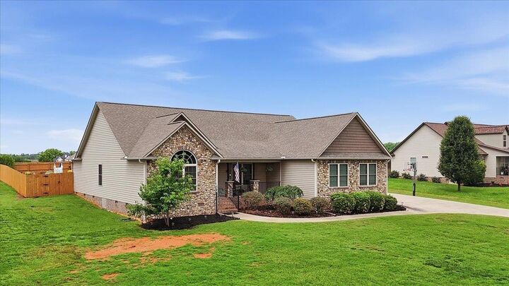 Property Photo:  551 Sunny Slope Drive  SC 29330 