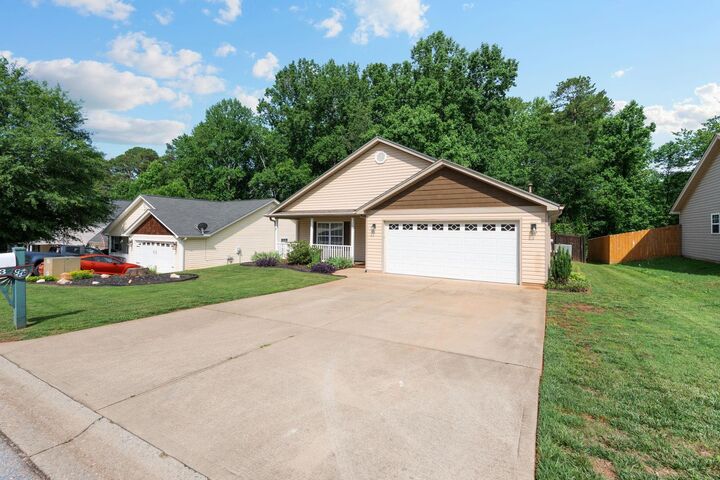 Property Photo:  153 Maximus Drive  SC 29651 