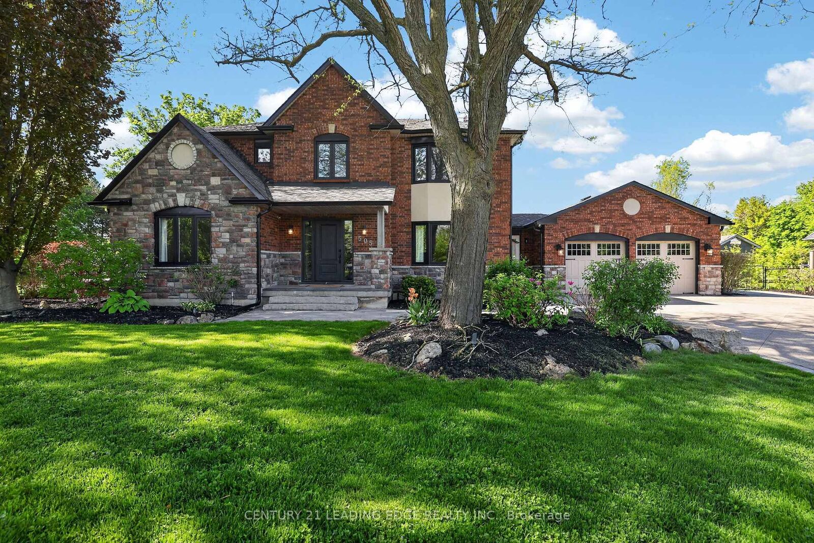 Property Photo:  505 Aintree Drive  ON L4A 7H5 