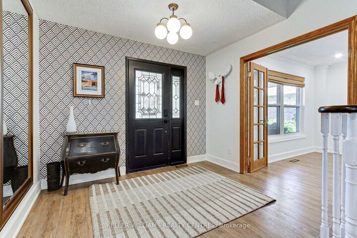 Property Photo: 204 Crossland Gate ON L3X 1A8