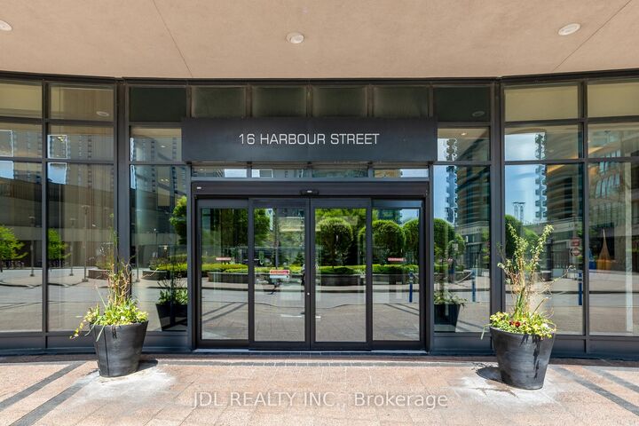 Property Photo: 16 Harbour Street 4006 ON M5J 2Z7