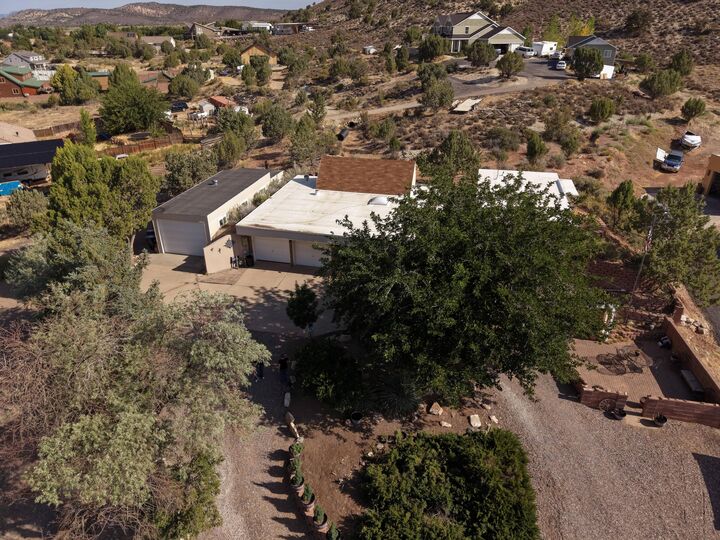 Property Photo:  1122 W Diamond Valley Dr  UT 84770 