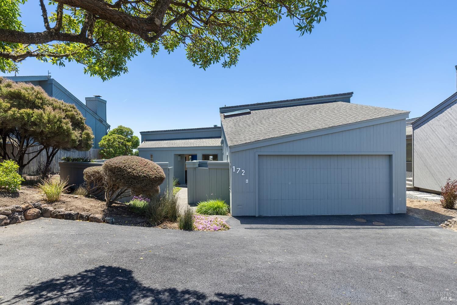 Property Photo: 172 Condor Court CA 94923
