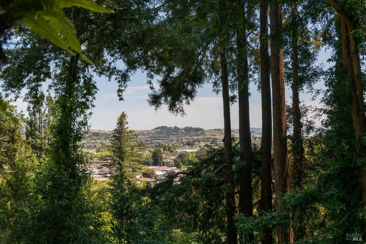 Property Photo:  70 Hazel Avenue  CA 94939 