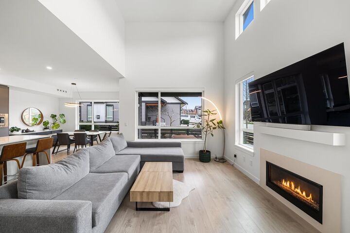 Property Photo: 4306A Cormorant Way BC V4M 0E6
