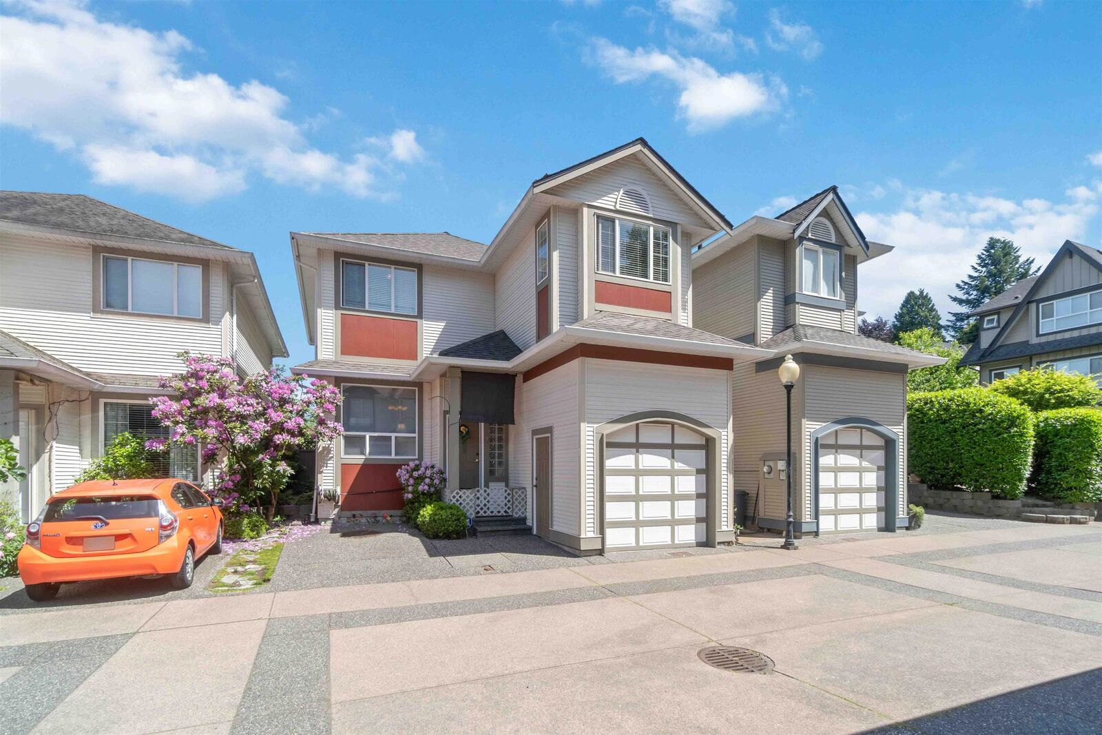 Property Photo: 2125 Clarke Street 7 BC V3H 1Y5