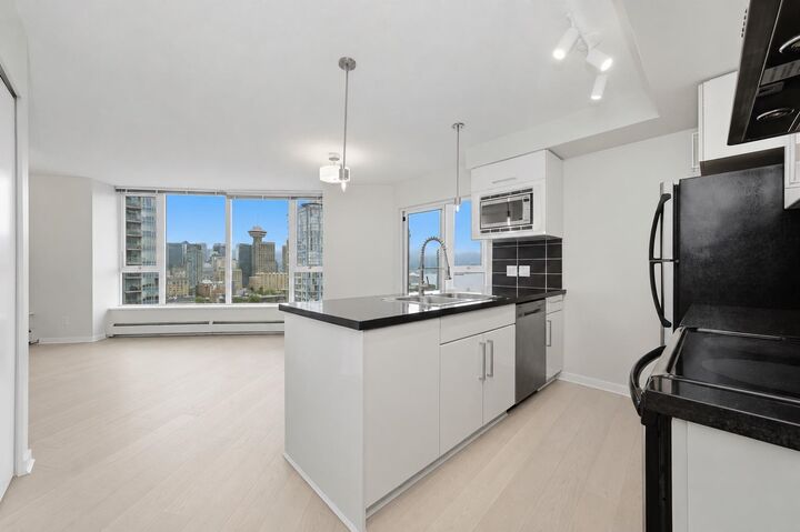 Property Photo: 689 Abbott Street 2901 BC V6B 0J2
