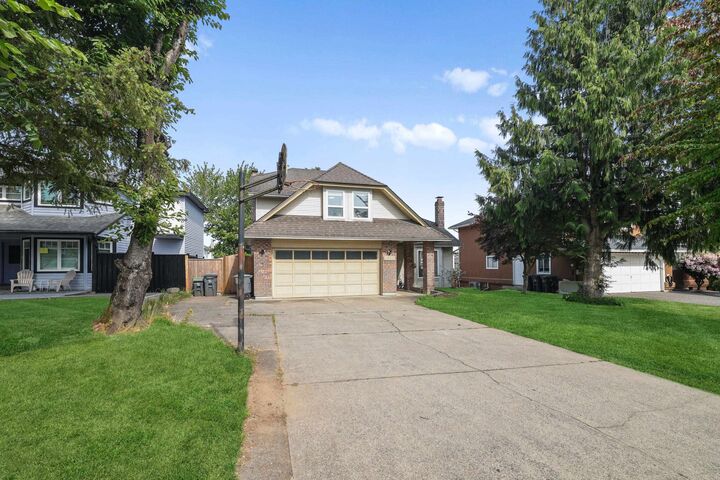 Property Photo: 6960 143A Street BC V3W 0E3