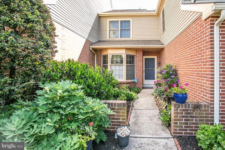 Property Photo:  227 Towyn Court  PA 19002 