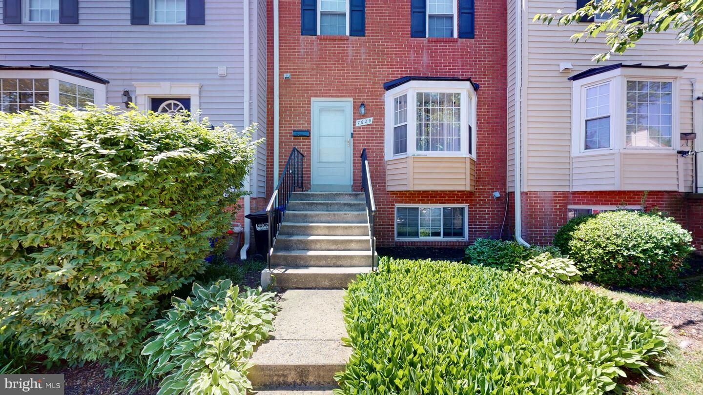 Property Photo: 7629 Arbory Court 68 MD 20707
