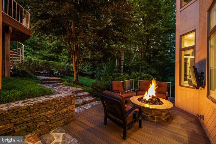 Property Photo:  12113 Heneson Garth  MD 21117 