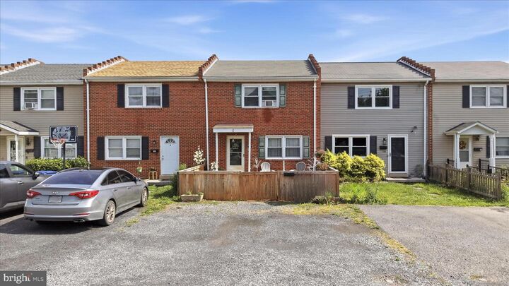 Property Photo:  132 Scott Street  VA 22630 