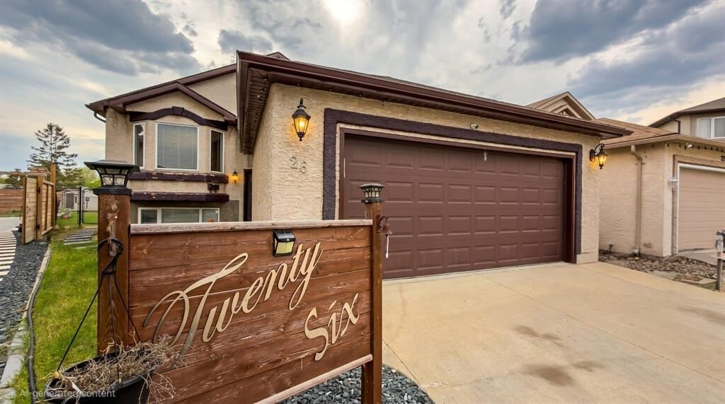 Property Photo: 26 Visionary Cove MB R2C 3Z3