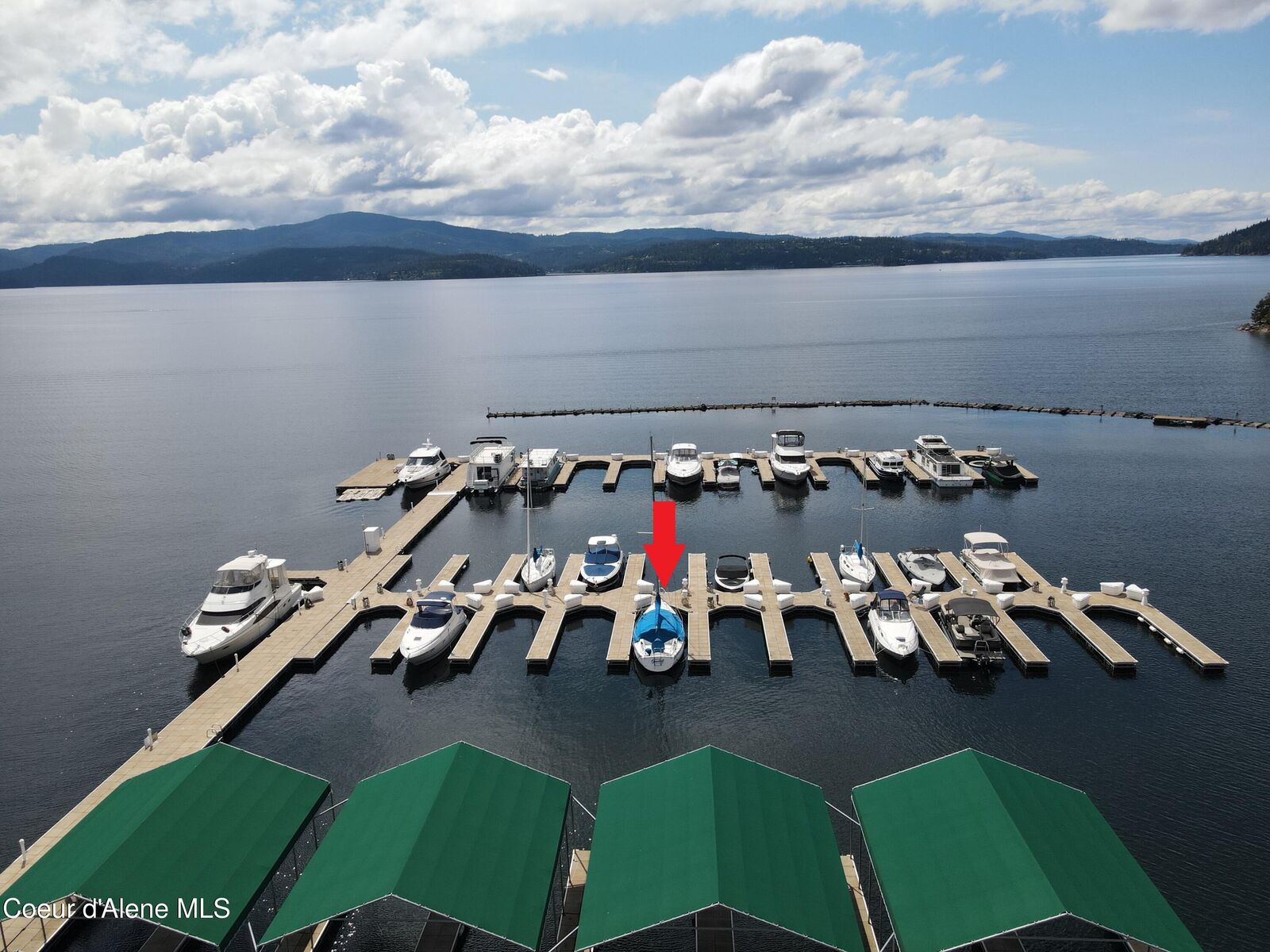 Property Photo:  1100 E Lakeshore Dr D-17  ID 83814 