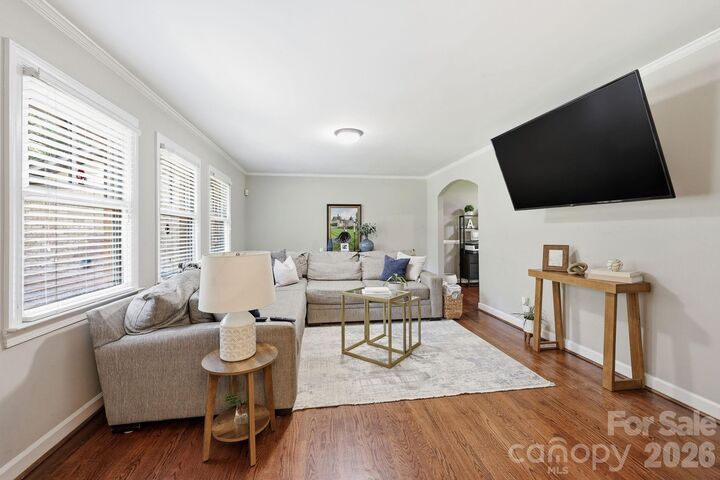 Property Photo: 6621 Fair Lawn Road NC 28215