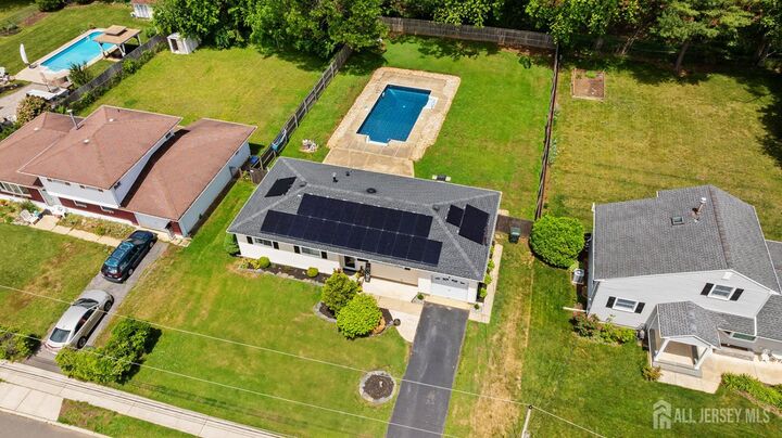Property Photo:  114 Wynnewood Court  NJ 07728 