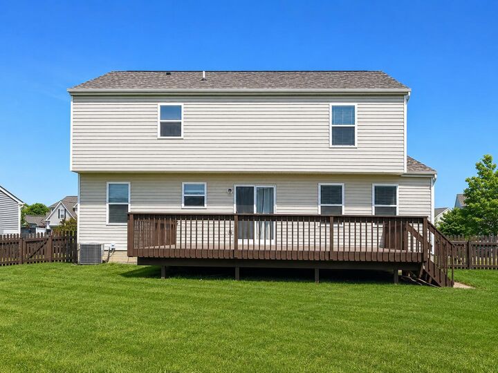 Property Photo:  304 Eagles Nest Avenue  OH 43031 