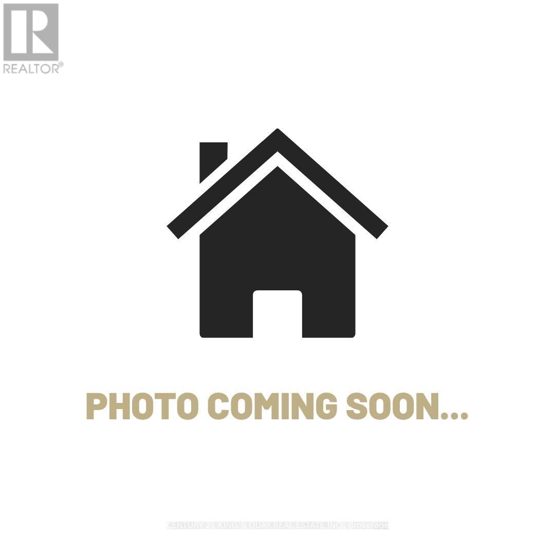 Property Photo: 5 Quarrington Lane 2704 ON M3C 0S5