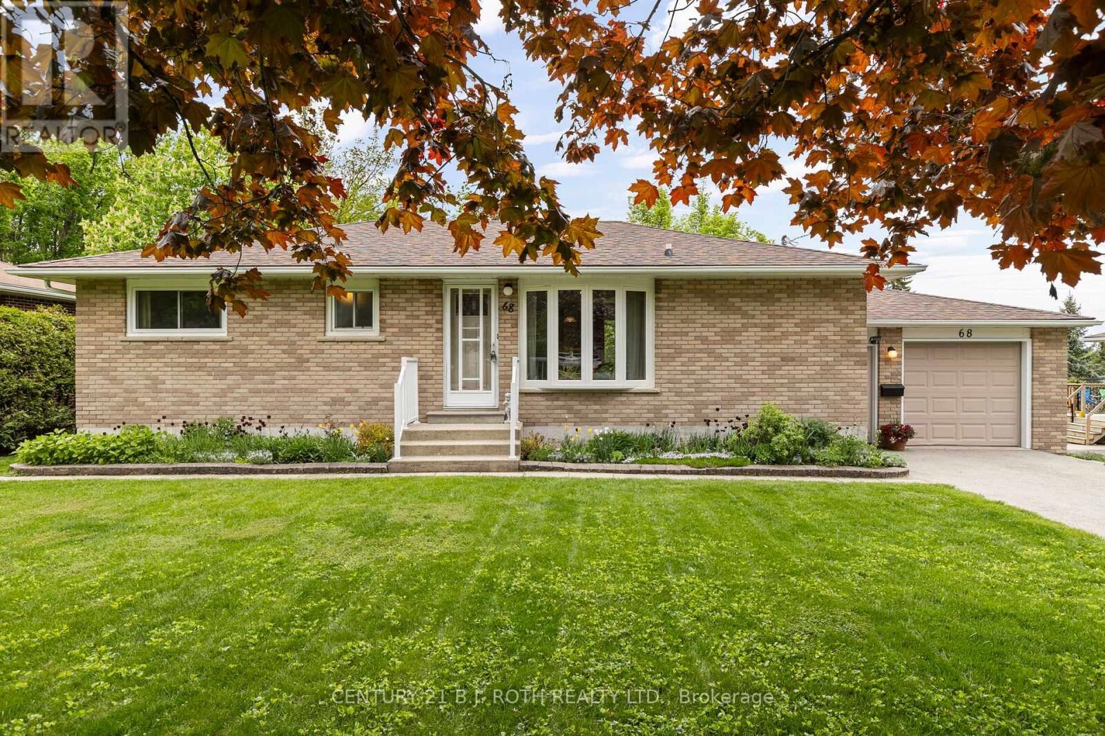Property Photo: 68 Fourth Street ON L3V 4B8