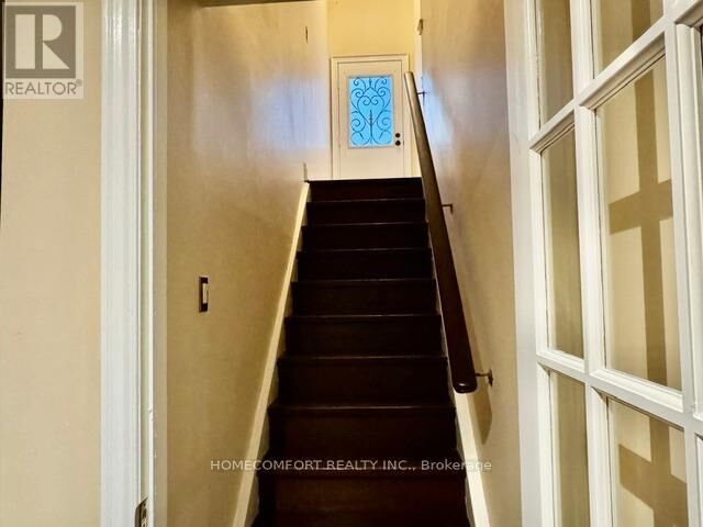 Property Photo: 122A Clarendon Drive Bsmt ON L4B 3W2