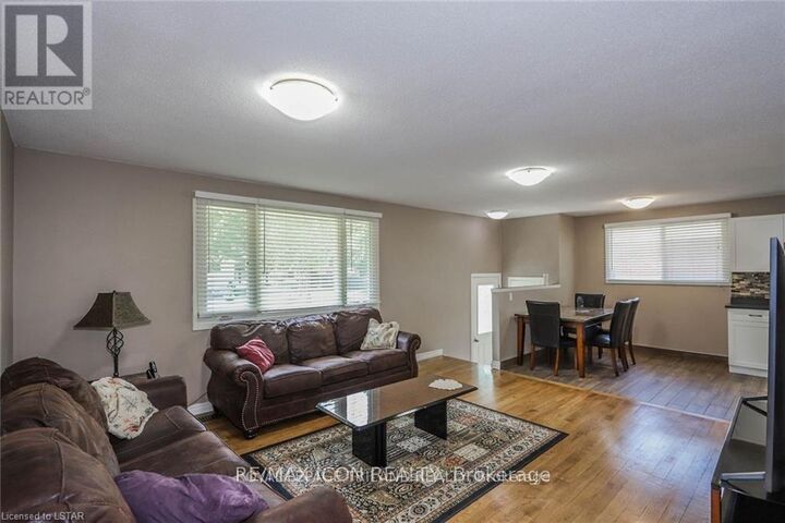 Property Photo: 12 Garland Crescent Main ON N5V 1N5