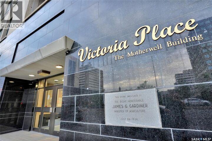 Property Photo: 208 1901 Victoria Avenue SK S4P 3R4