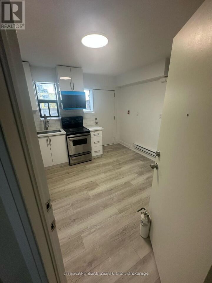 Property Photo: 1710 St Clair Avenue West Unit 2 ON M6N 1J1