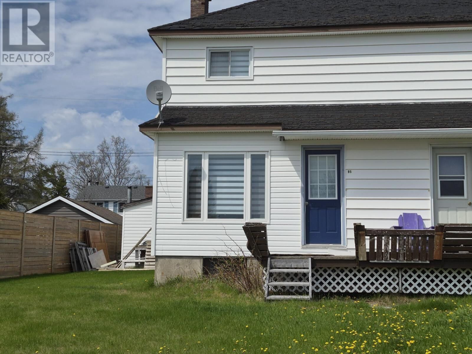 Property Photo: 95 Yawkey Ave ON P0T 2E0