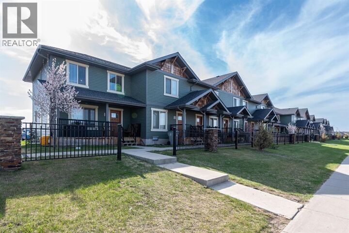 Property Photo:  3390 72 Avenue  AB T9V 3S4 